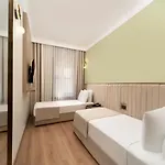 Atik Nisantasi Hotel