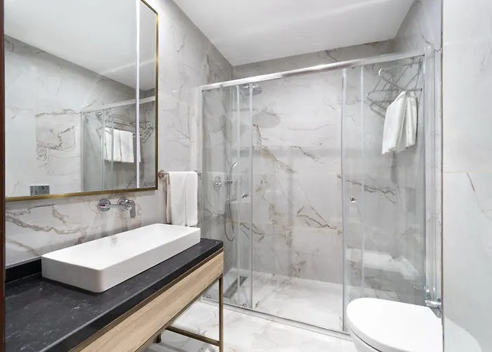 Atik Nisantasi 酒店 *